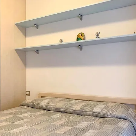 Nice In Lido With 2 Bedrooms And Wifi Apartmán