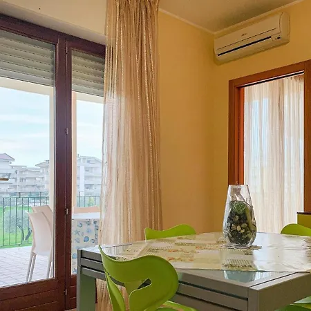 Nice In Lido With 2 Bedrooms And Wifi Tortoreto