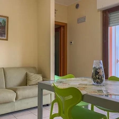 Apartmán Nice In Lido With 2 Bedrooms And Wifi